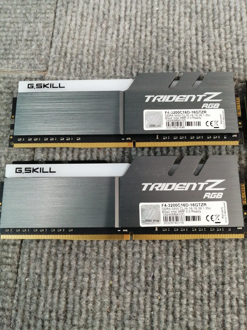 G.SKILL PC-Speicher F4-3200C16D 16GTZR