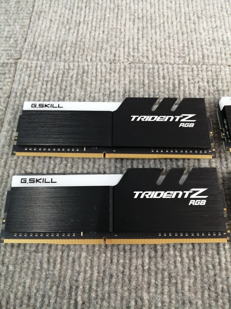 G.SKILL PC-Speicher F4-3200C16D 16GTZR