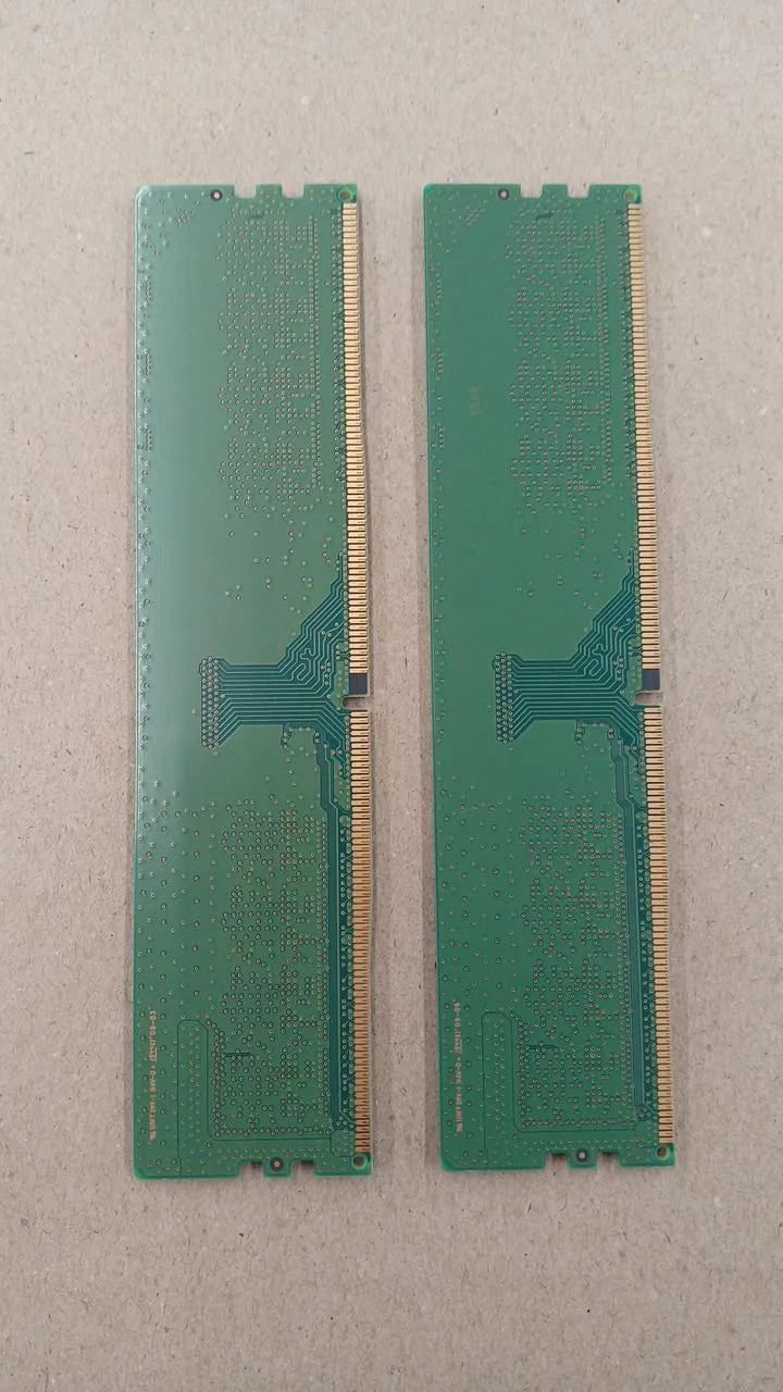 SAMSUNG 16 GB (8 GB x2) DDR4-2666 M378A1K43CB2-CTD