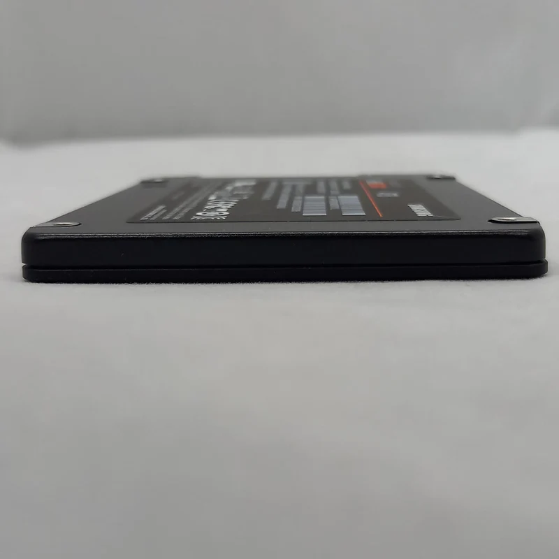 SAMSUNG SSD 4 TB MZ-76E4T0