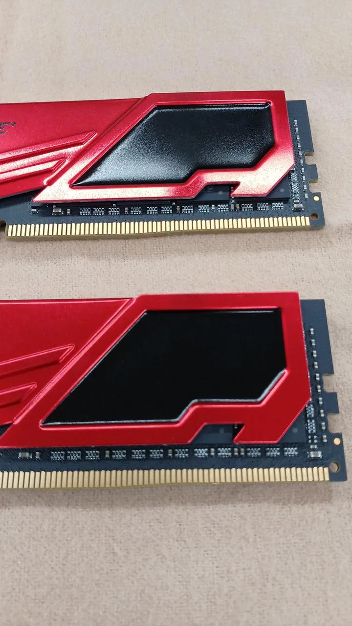 TEAMGROUP DDR4-Speicher TPRD416G3200HC22BK