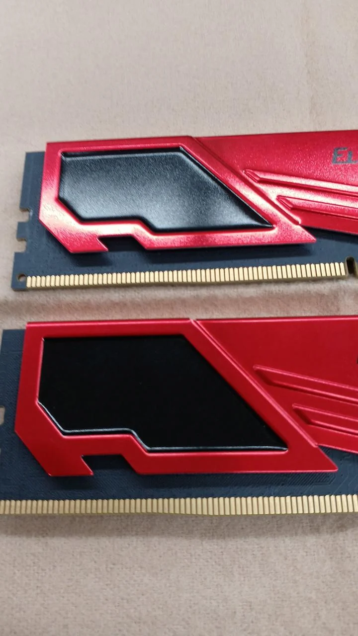 TEAMGROUP DDR4-Speicher TPRD416G3200HC22BK