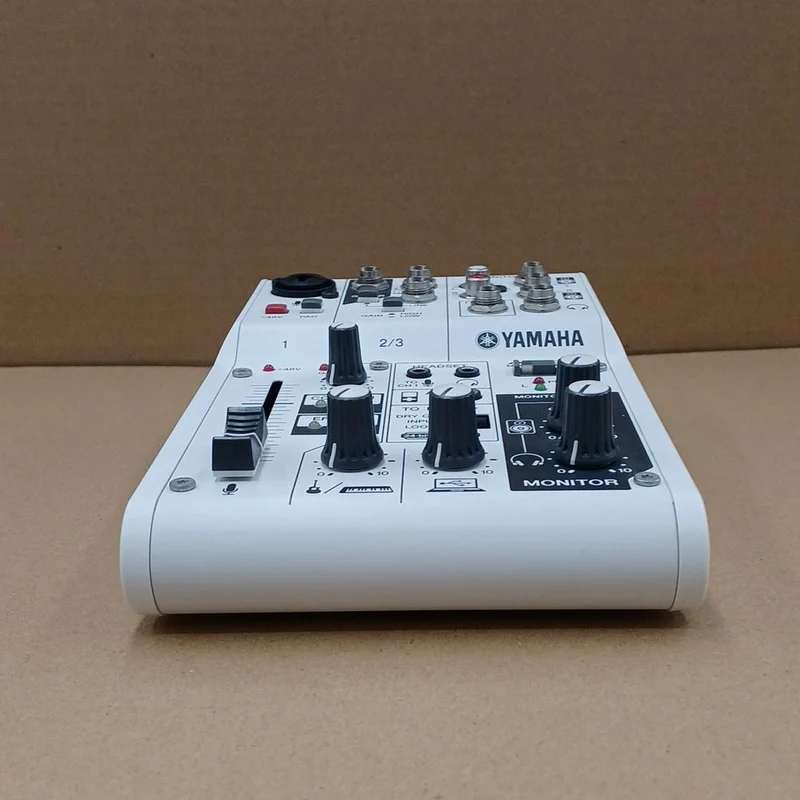 YAMAHA Audio-Interface AG03