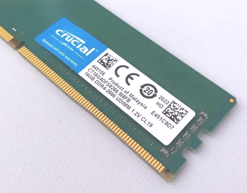 CRUCIAL Desktop-Speicher: DDR4 16 GB