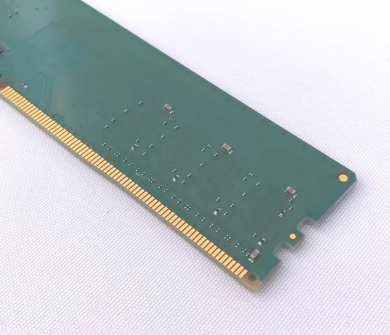 CRUCIAL Desktop-Speicher: DDR4 16 GB