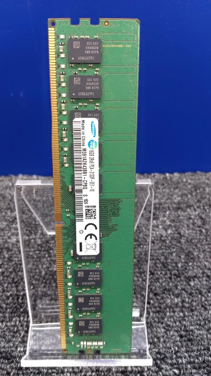 SAMSUNG Arbeitsspeicher: DDR4 16GB M391A2K43BB1-CPBQ