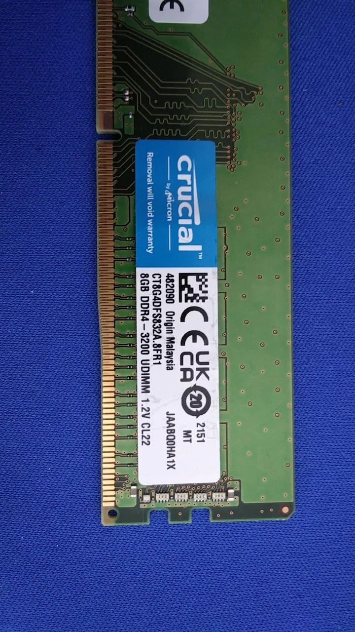 [SCHROTT] CRUCIAL DDR4 Speicherkarte CT8G4DF832A.5FR1