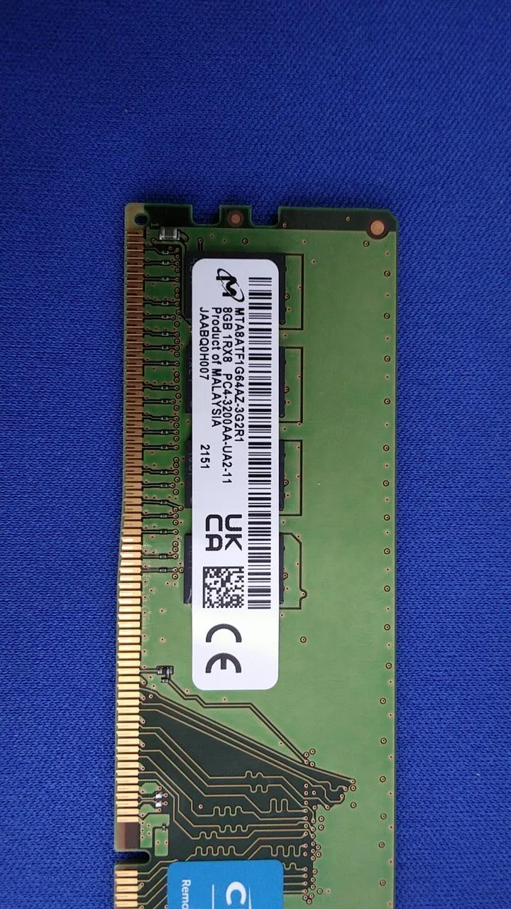 [SCHROTT] CRUCIAL DDR4 Speicherkarte CT8G4DF832A.5FR1