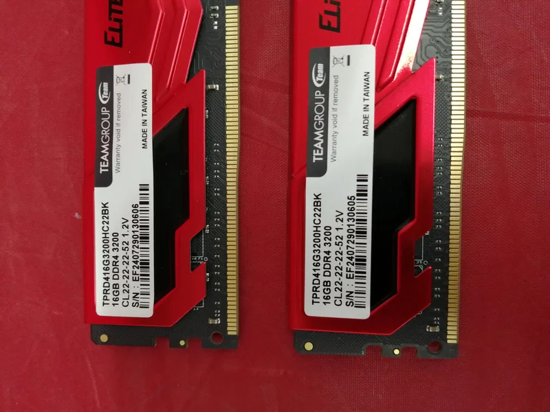 TEAM DDR4-Speicher 16GB×2 DDR4-3200