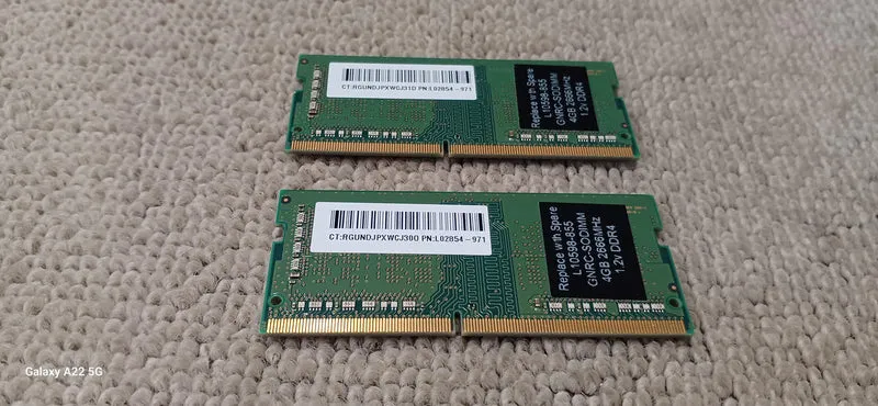 SAMSUNG Laptop-Speicher M471A5244CB0-CTD