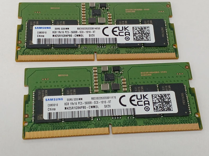 SAMSUNG Laptop-Speicher DDR5 8 GB x 8 Riegel M415R1GB4PB0-CWM0L