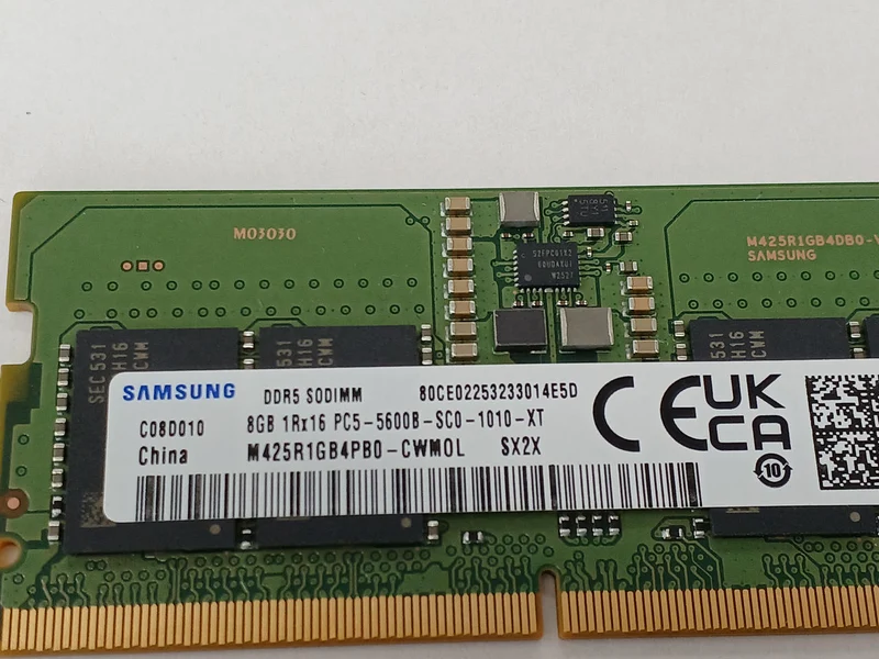 SAMSUNG Laptop-Speicher DDR5 8 GB x 8 Riegel M415R1GB4PB0-CWM0L