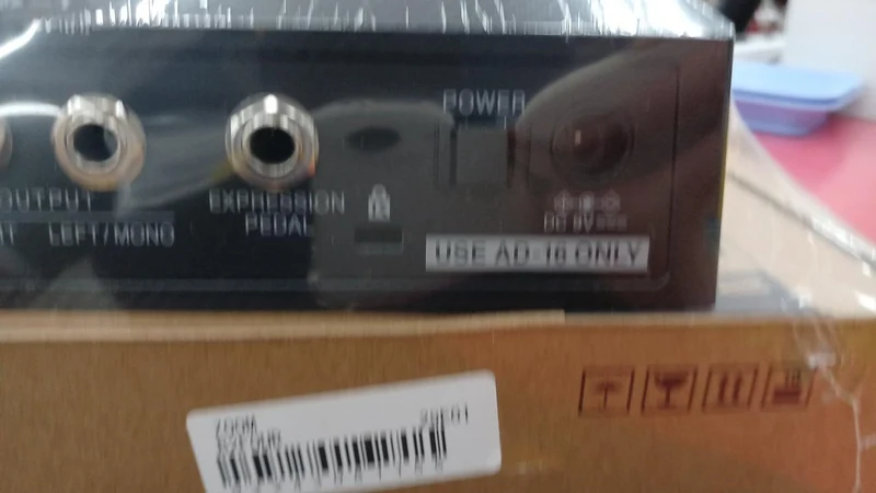 ZOOM Multi-Effektpedal B2 FOUR