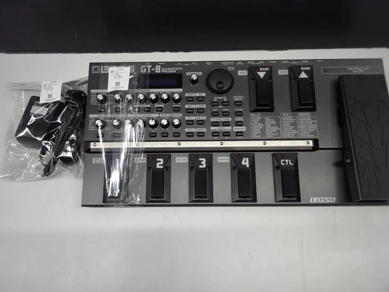 BOSS Multi-Effektgerät GT-8