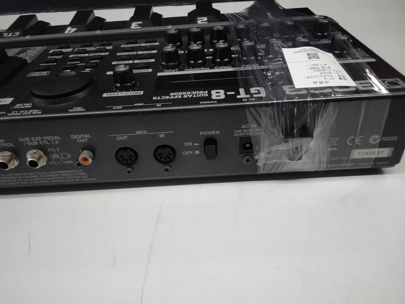 BOSS Multi-Effektgerät GT-8