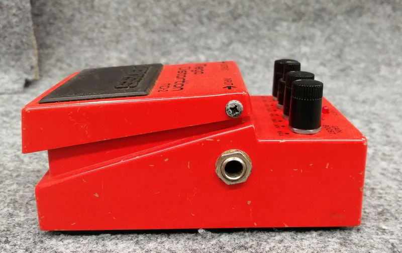 BOSS Effektpedal MD-2