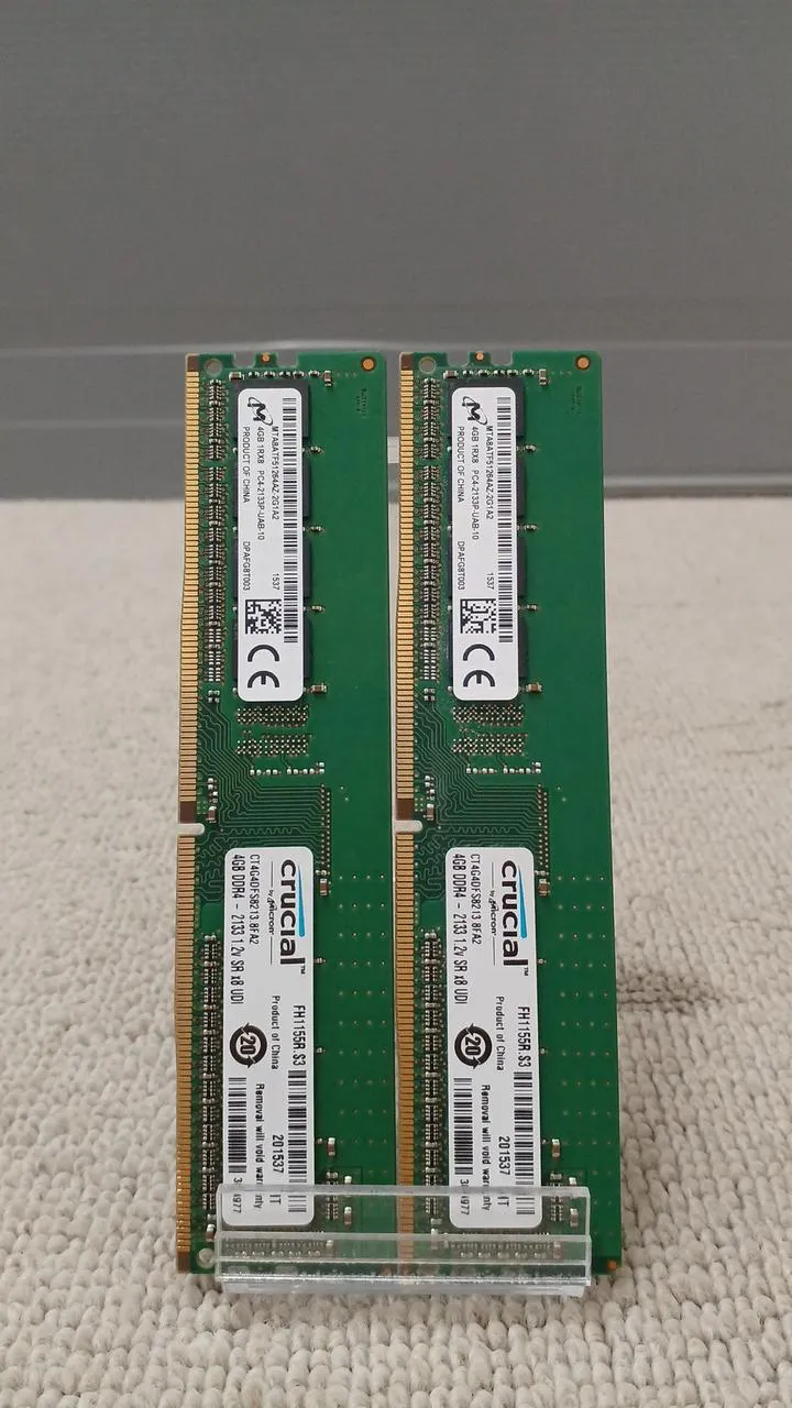 CRUCIAL DDR4-Speicher PC4-2133P