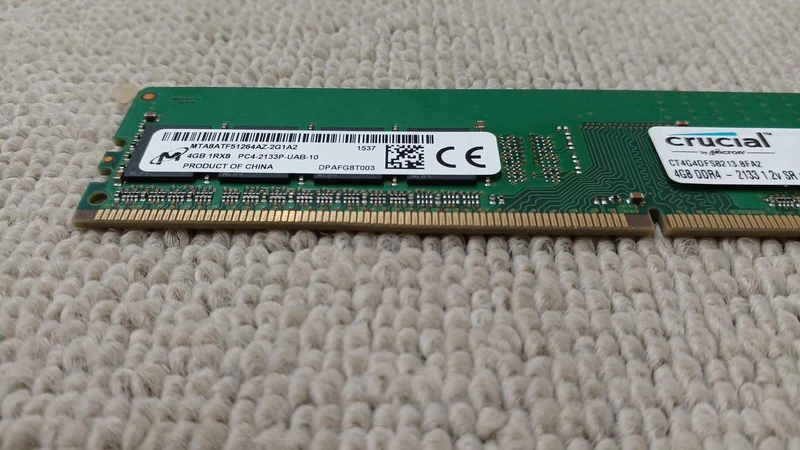 CRUCIAL DDR4-Speicher PC4-2133P