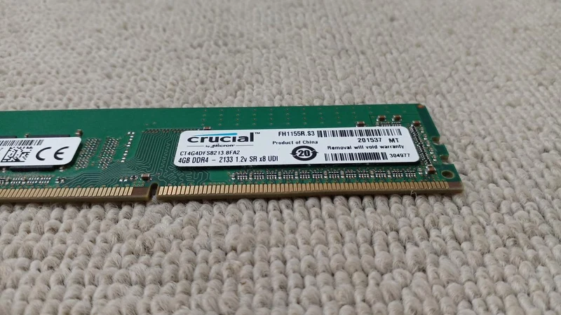 CRUCIAL DDR4-Speicher PC4-2133P