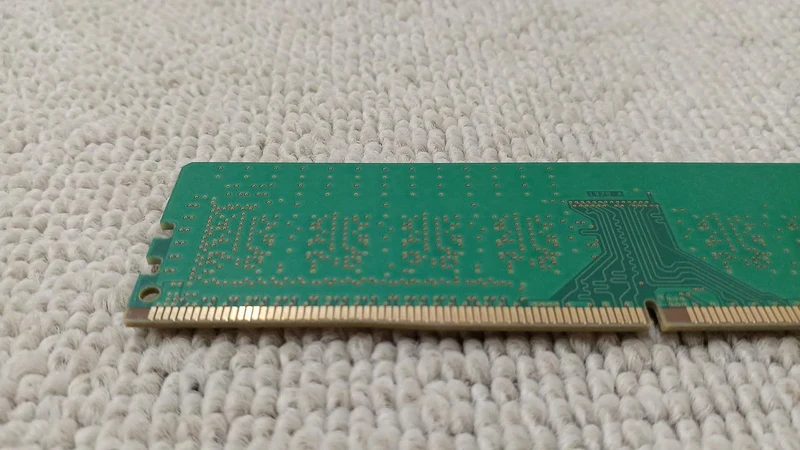 CRUCIAL DDR4-Speicher PC4-2133P