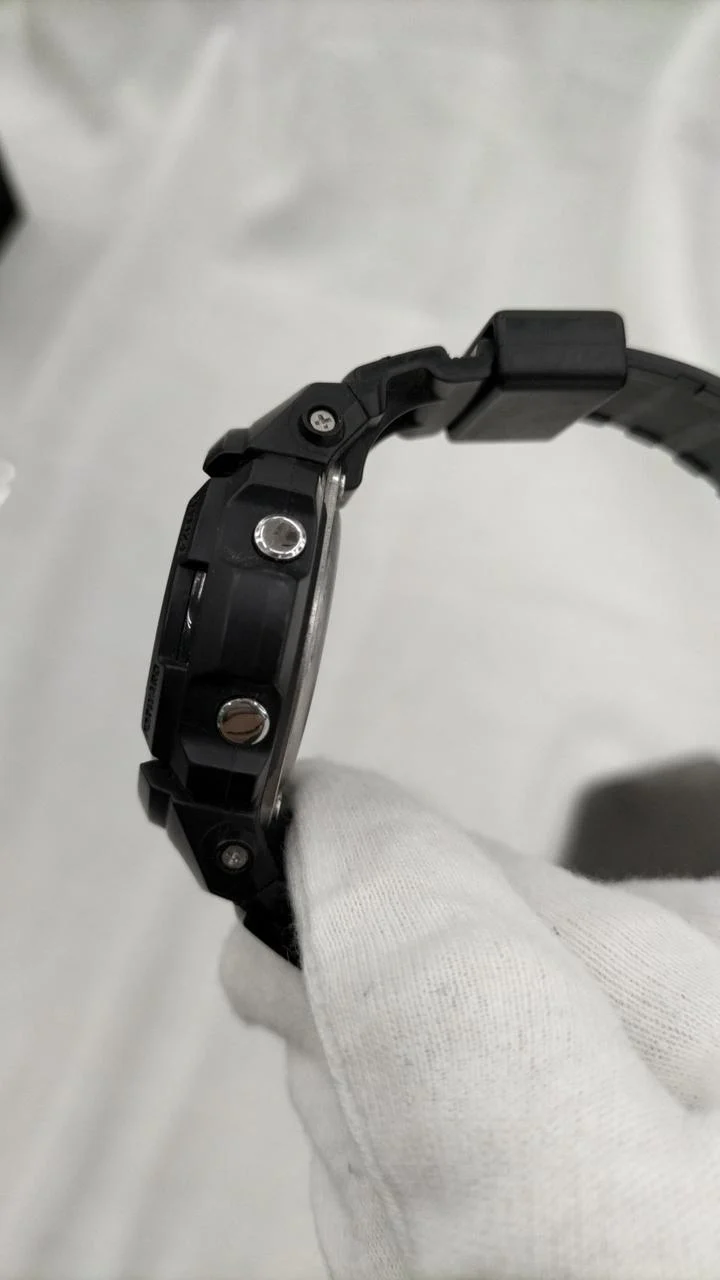 CASIO G-SHOCK AWG-M100B