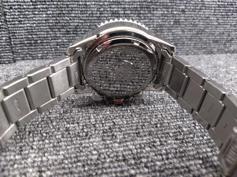 SEIKO Armbanduhr V175-0AD0