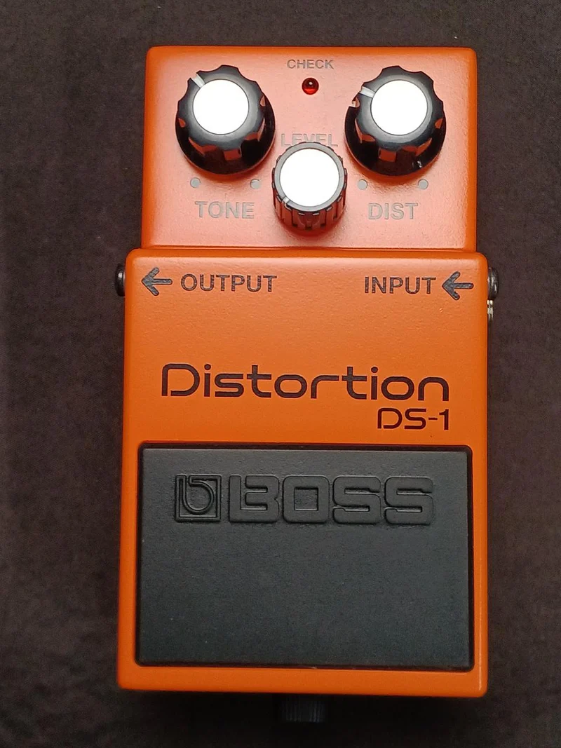 BOSS Effektpedal: DS-1