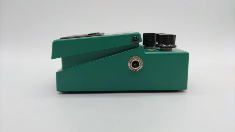 BOSS Tremolo TR-2