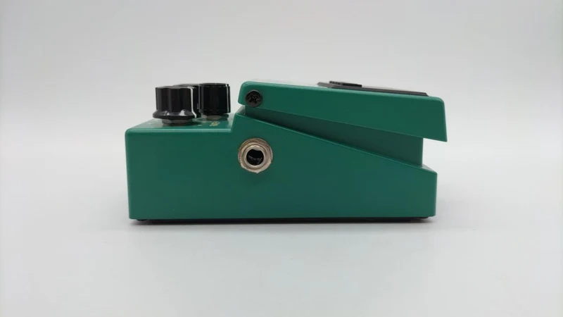 BOSS Tremolo TR-2