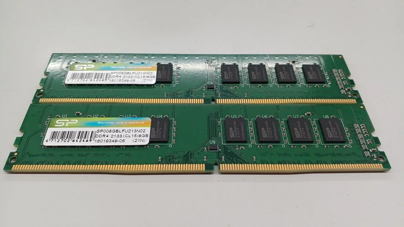 SILICON POWER PC-Speicher: DDR4 16 GB (8 GB x 2)