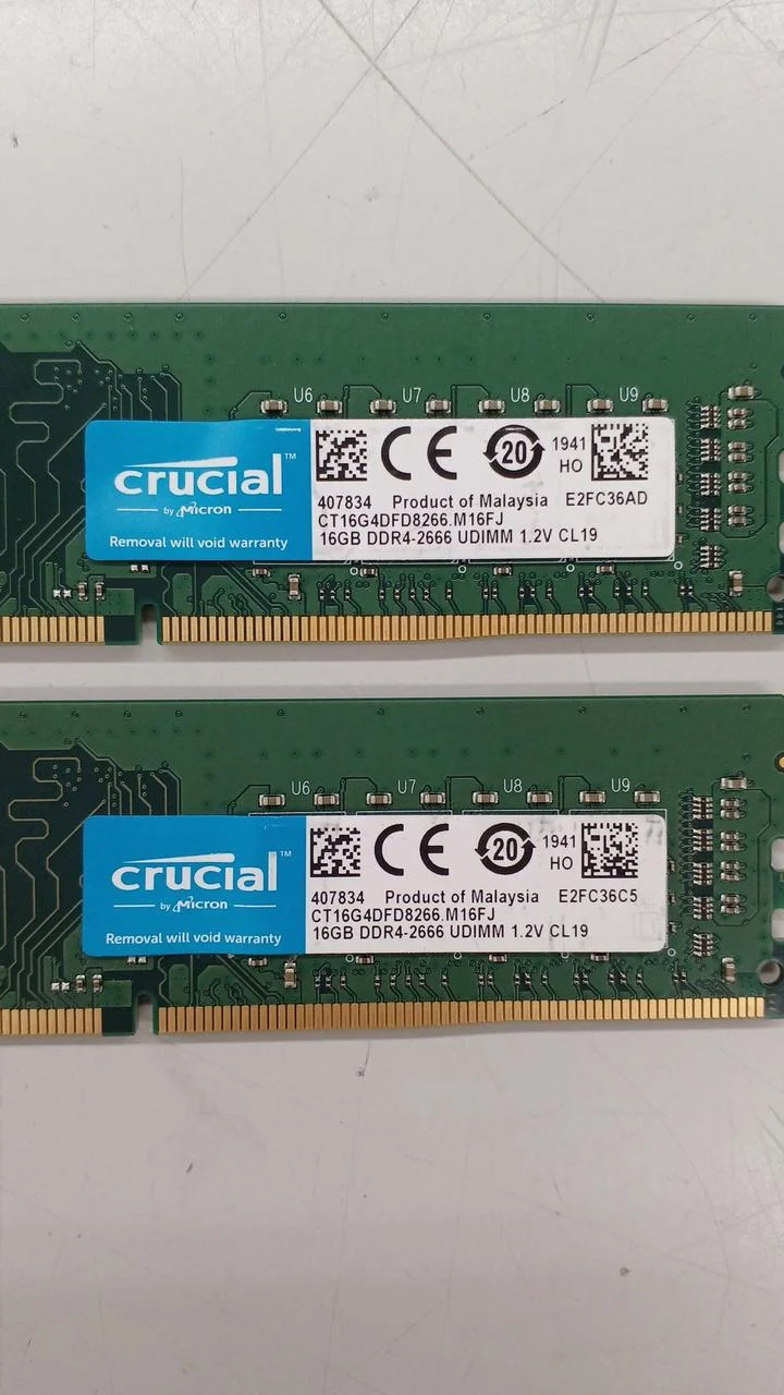 CRUCIAL Desktop-Speicher CT16G4DFD8266. M16FJ