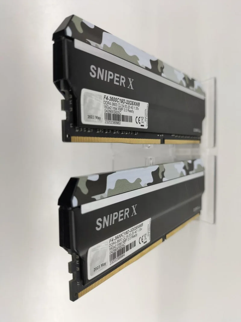 G.SKILL DDR4-Speicher F4-3600C19D-32GSXWB 16 GB × 2