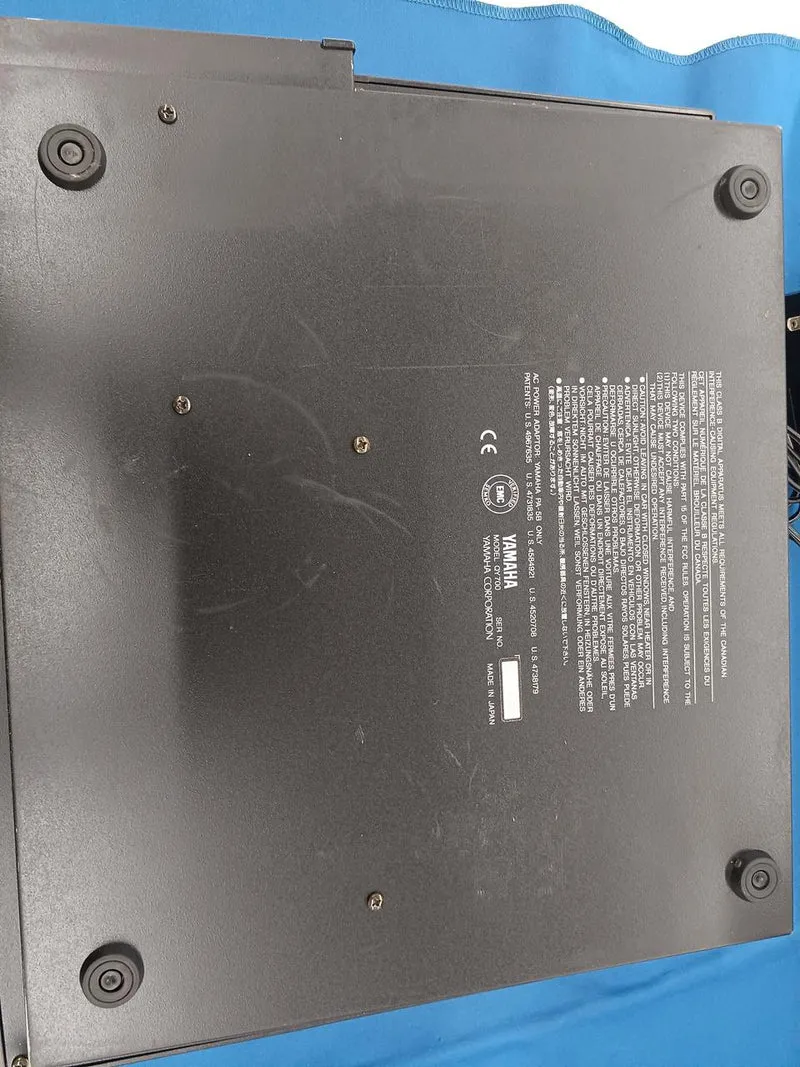 YAMAHA Sequenzer QY700