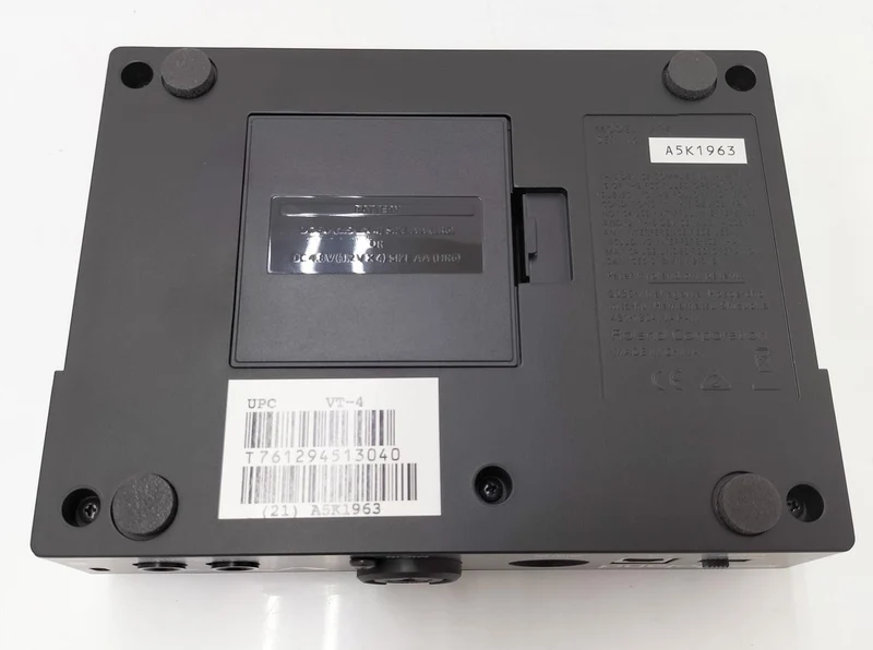 ROLAND Voice Transformers VT-4