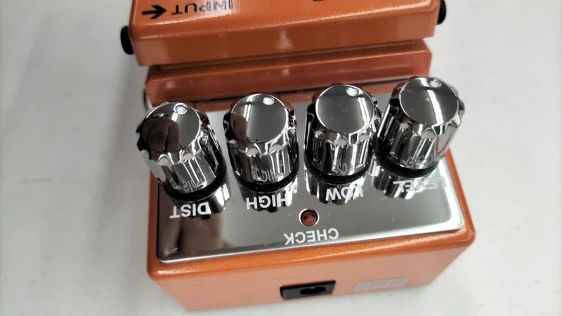 BOSS Distortion Effects DS-1X