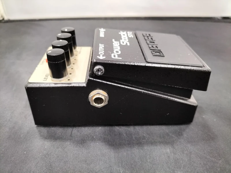 BOSS Effektpedal ST-2