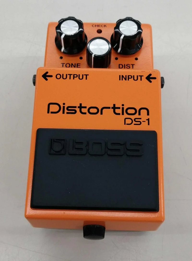 BOSS Distortion Effector DS-1