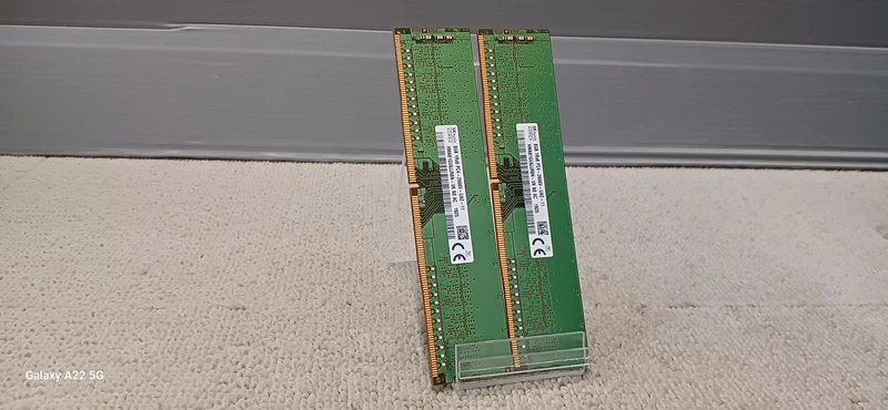 SKHYNIX Speicher HMA81GU6JJR8N-VKNOAC
