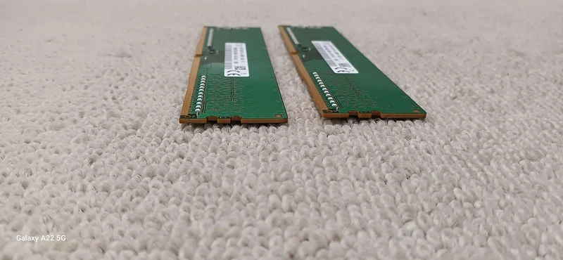 SKHYNIX Speicher HMA81GU6JJR8N-VKNOAC