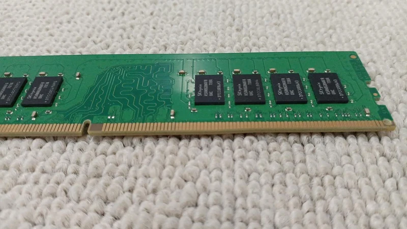 SSNMAX TECHNOLOGIES Speicher SMD4-U16G48HA-24RF