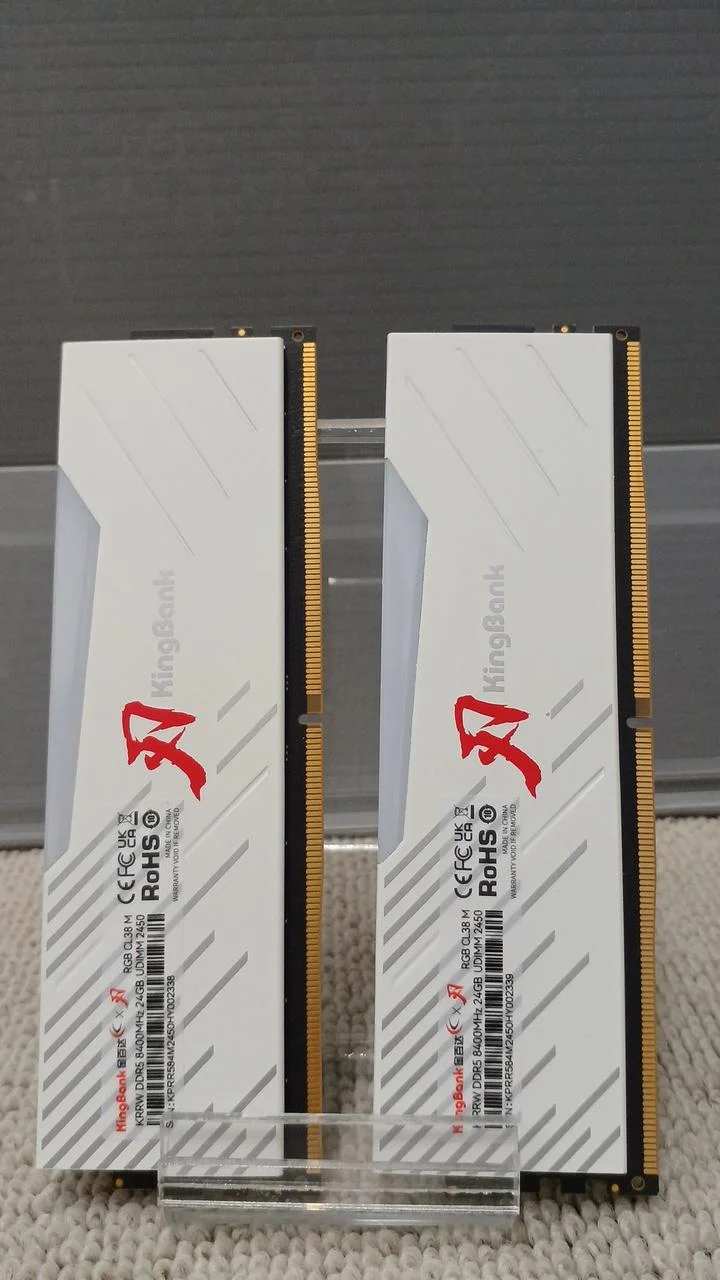 KINGBANK Arbeitsspeicher: KRRW DDR5 8400 MHz 24 GB