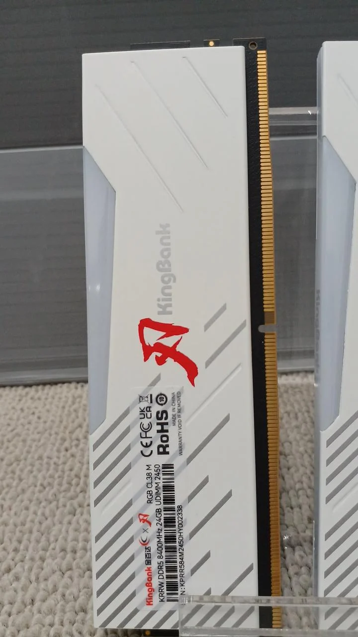 KINGBANK Arbeitsspeicher: KRRW DDR5 8400 MHz 24 GB