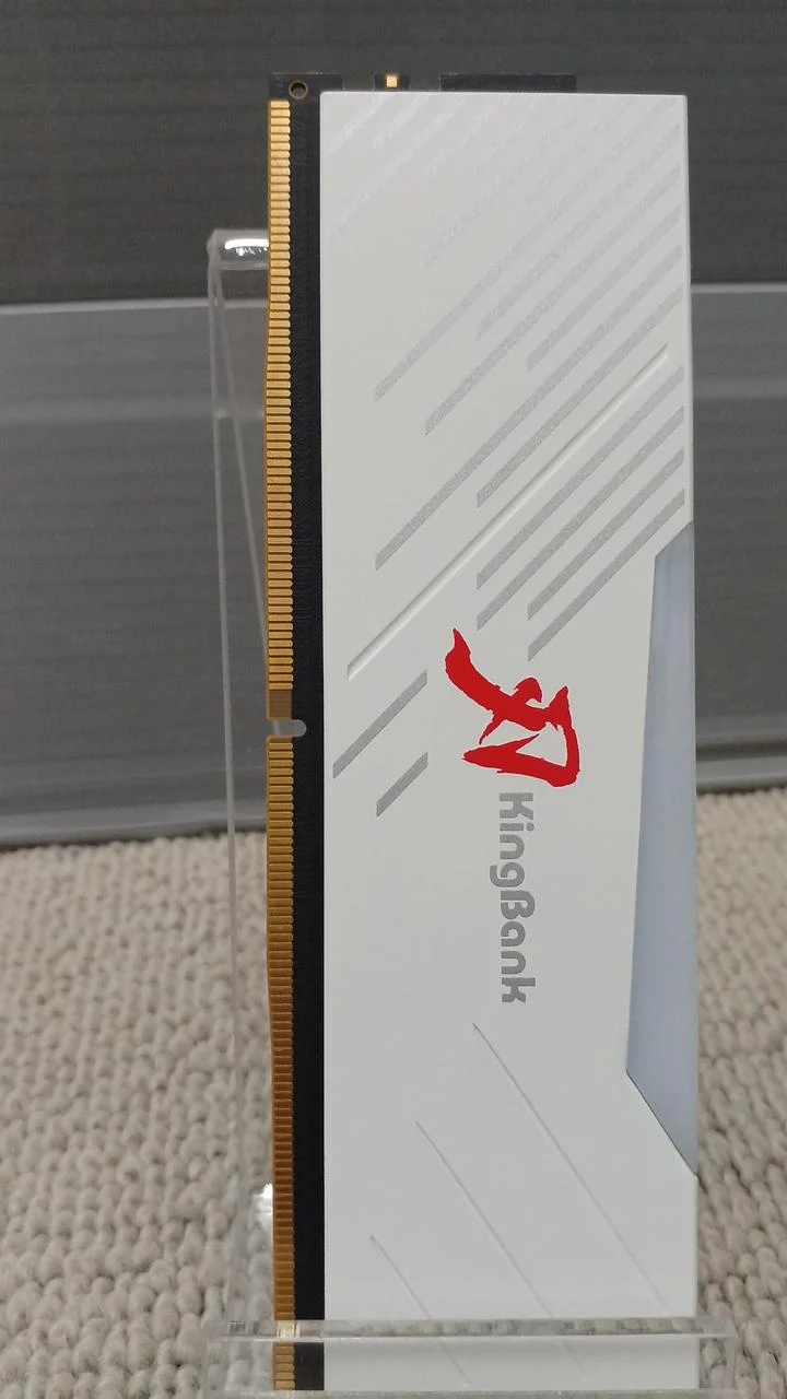 KINGBANK Arbeitsspeicher: KRRW DDR5 8400 MHz 24 GB