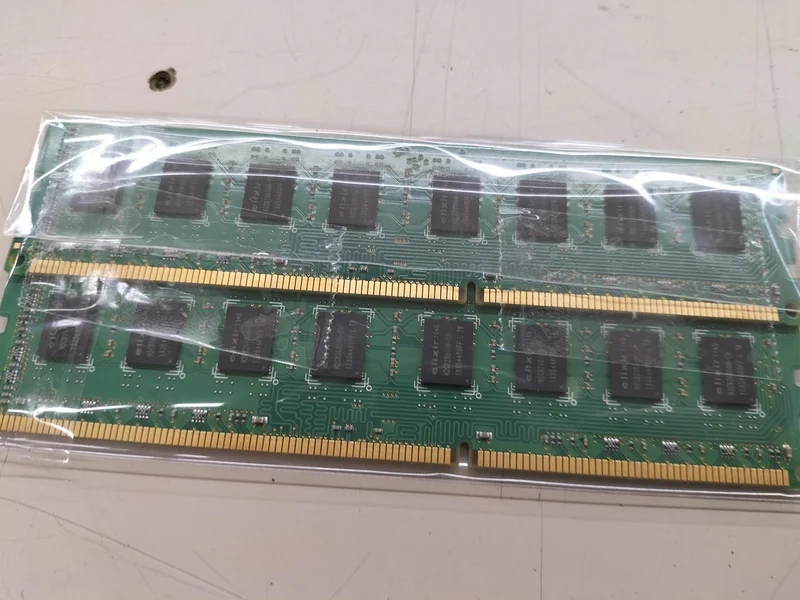 ELIXIR PC-Speicher PC3-10600U 4 GB × 2