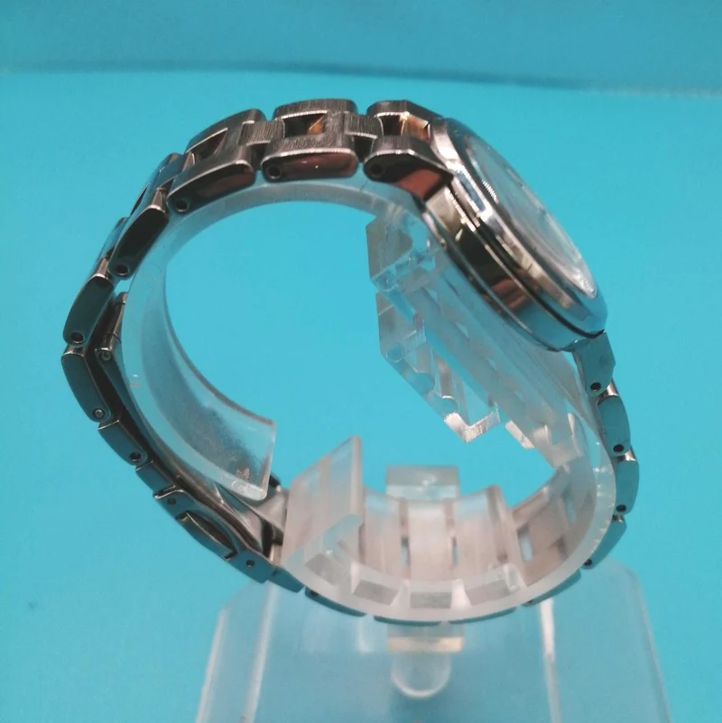 SEIKO Quarz-Armbanduhr 720221