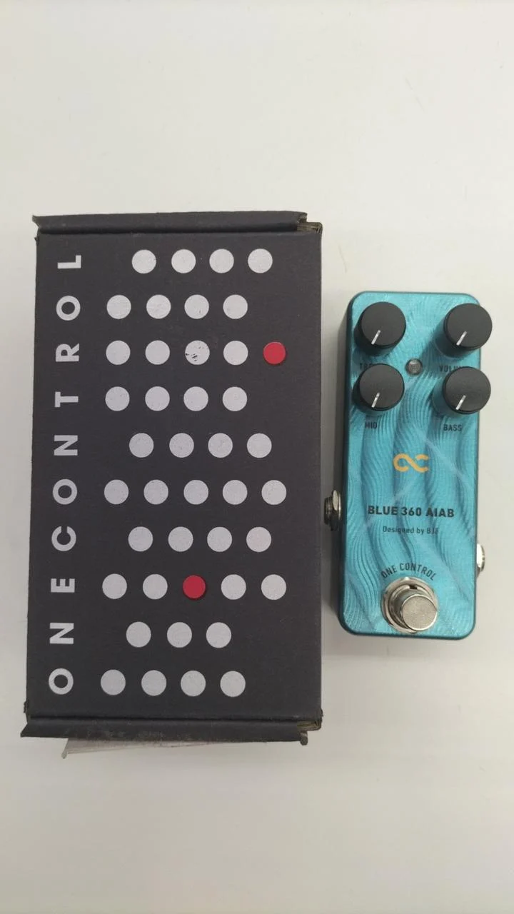 ONE CONTROL Bass-Vorverstärker BLUE 360 AIAB