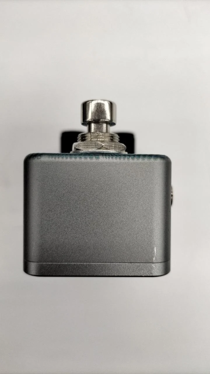 ONE CONTROL Bass-Vorverstärker BLUE 360 AIAB