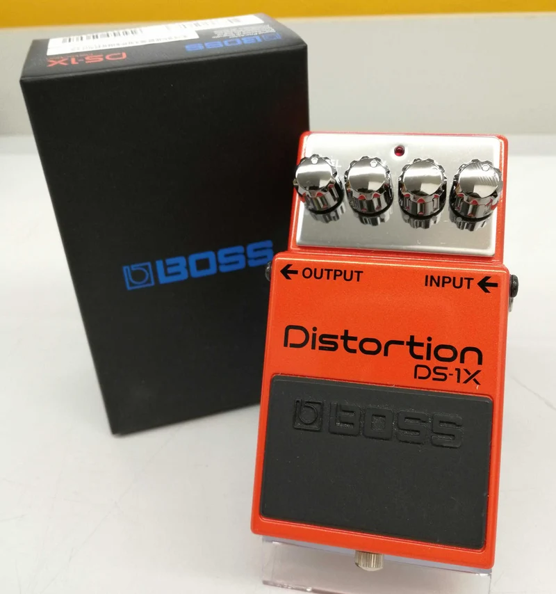 BOSS DS-1X Effektpedal