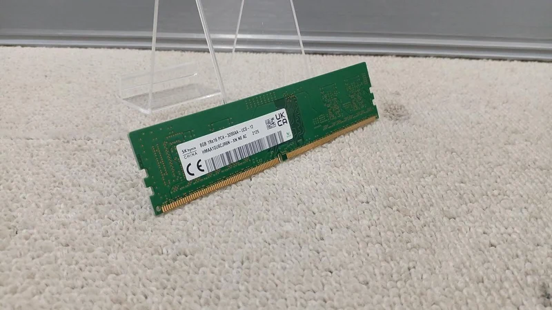 SKHYNIX Speicher HMAA1GU6CJR6N-XN (ohne Netzanschluss)