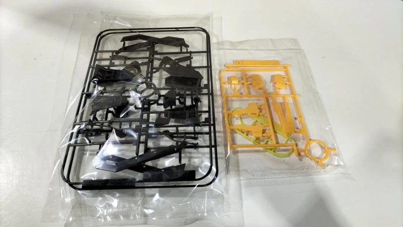 Bandai Gundam Evolve MG MSZ-006-3B Zeta Gundam Einheit 3 ​​Typ B Grau
